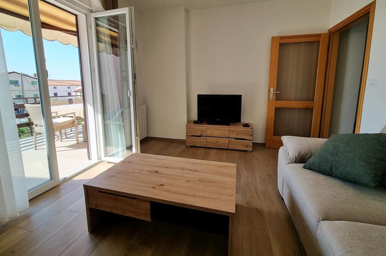 Apartments Valentina Умаг Екстер'єр фото